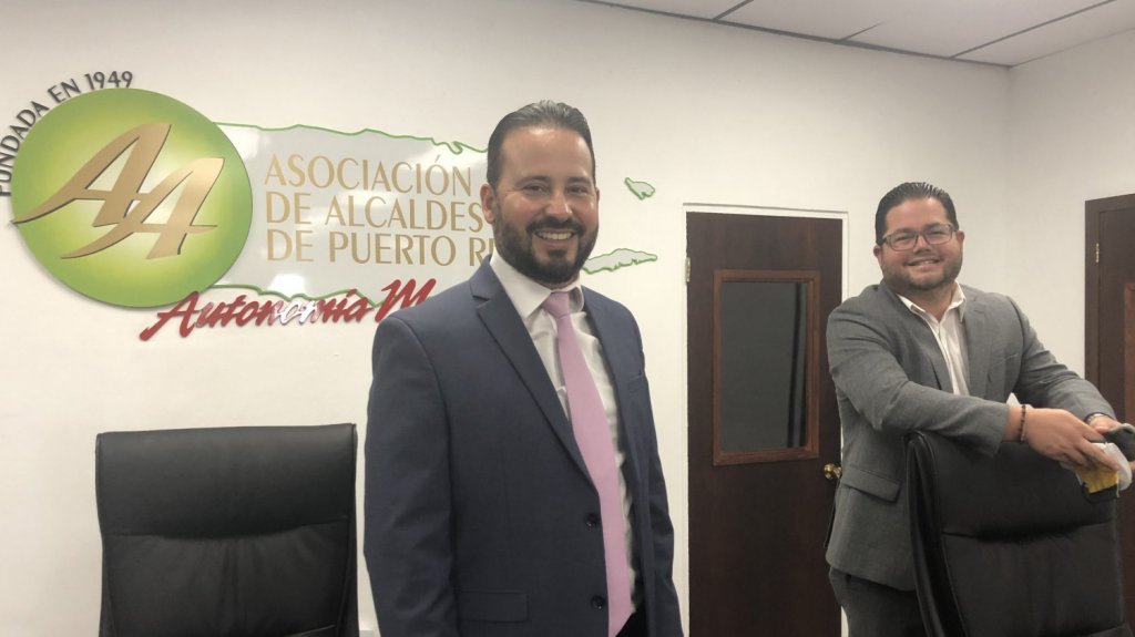  Tribunal de Apelaciones en Boston acepta a la Asociaci&oacute;n de Alcaldes como amigo de la corte la demanda por actividad gall&iacute;stica en la Isla 