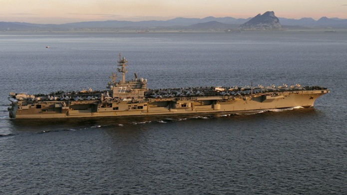 Obama planea enviar un portaviones al golfo PÃ©rsico ante la escalada de violencia en Irak