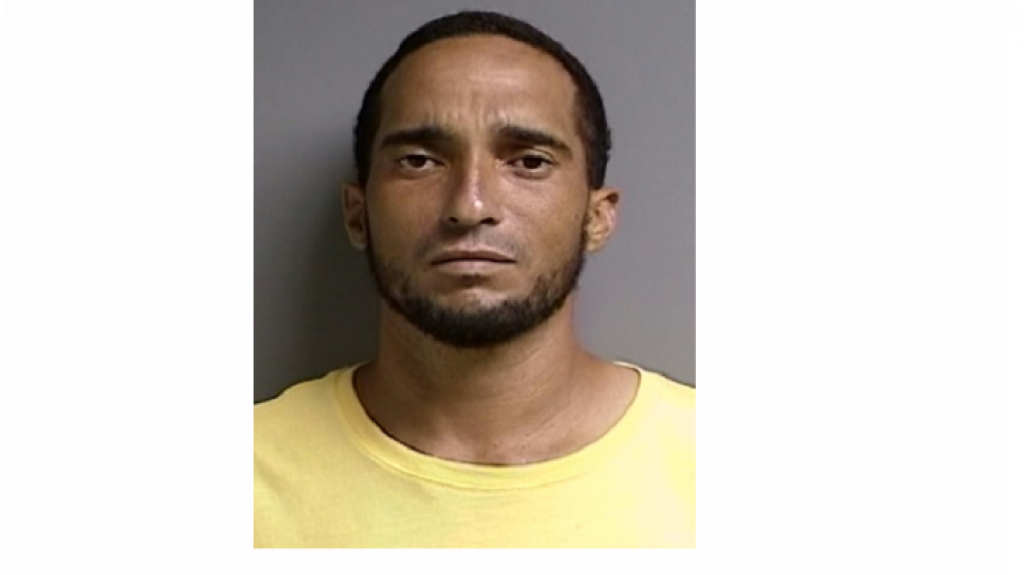  Arrestado hombre que se pasaba robando en Walgreens de Caguas 
