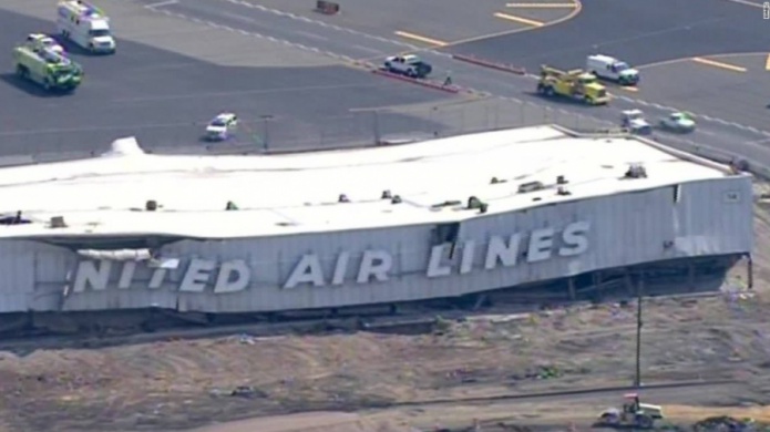 Derrumbe de hangar en Nueva Jersey causa 4 heridos