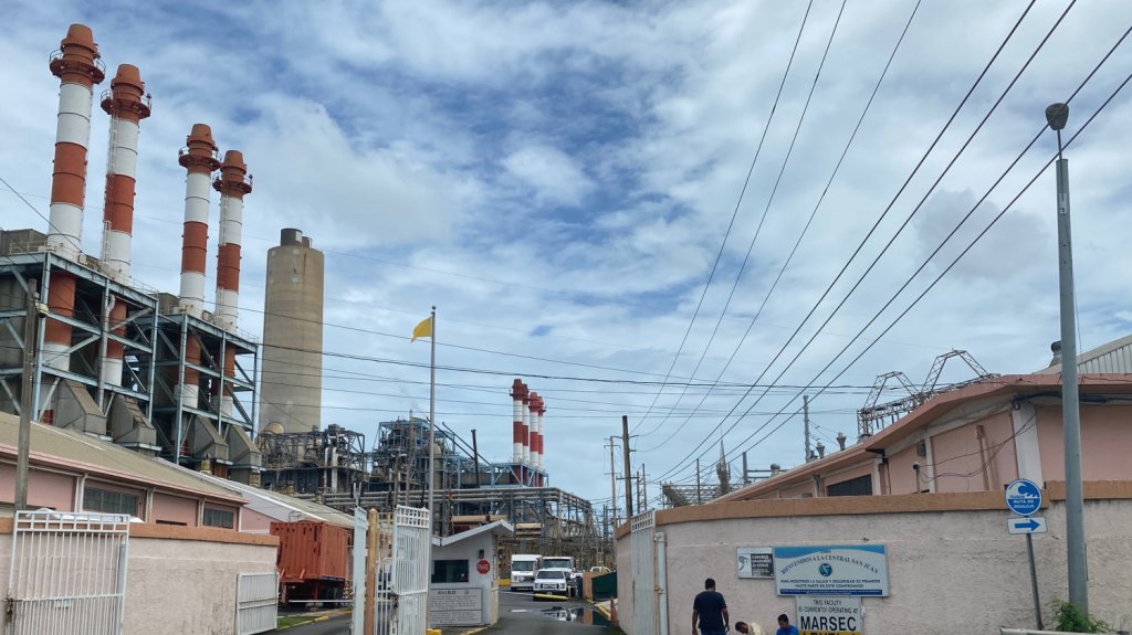  Denuncian contrataci&oacute;n de personal por LUMA Energy para la operaci&oacute;n de la AEE 