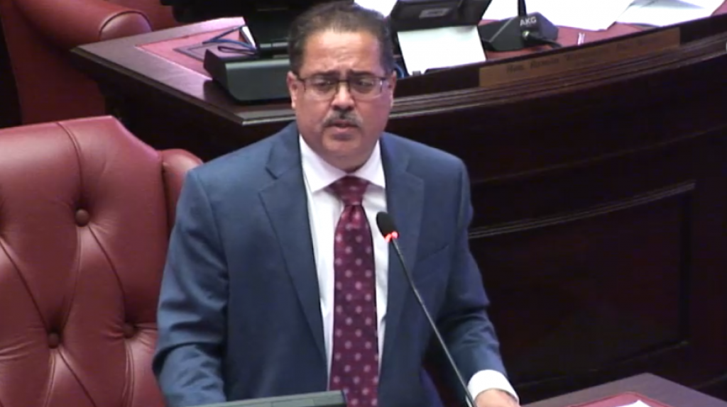  Presidente del Senado no da su voto para que se aprobara la Reforma Universitaria 