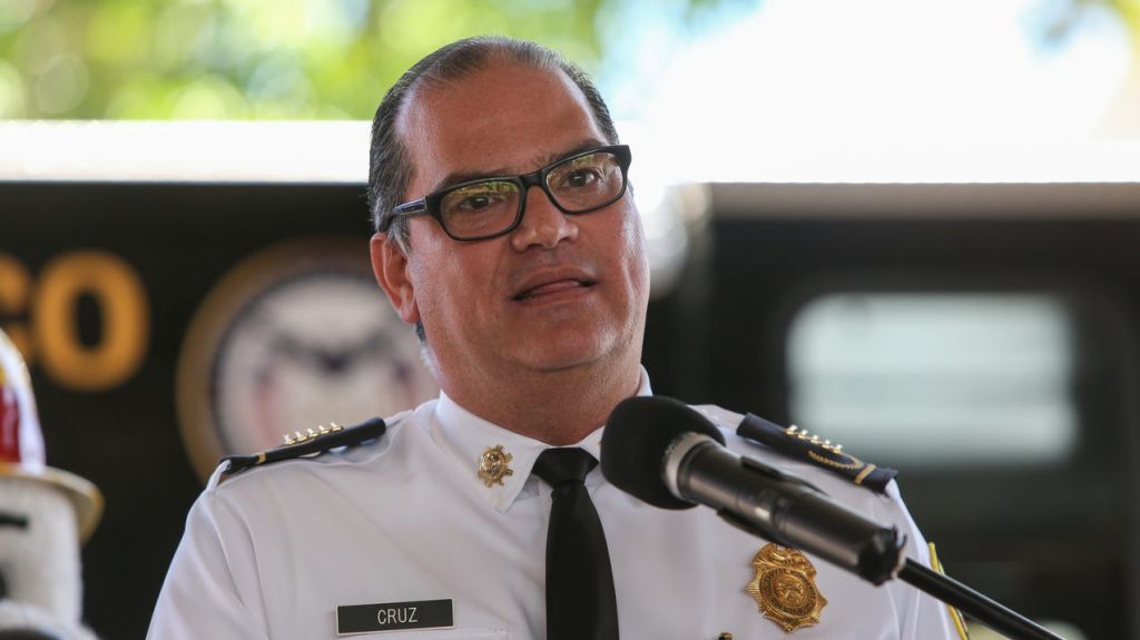  Comisionado de Bomberos orienta sobre el manejo de generadores el&eacute;ctricos 