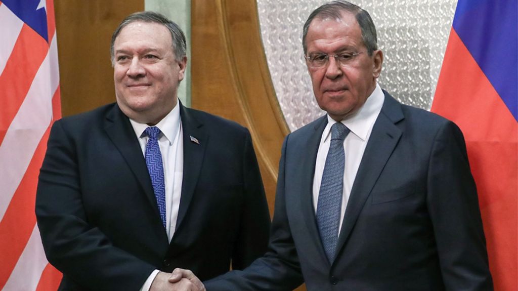  En Rusia, Pompeo exige la salida de Nicol&aacute;s Maduro 