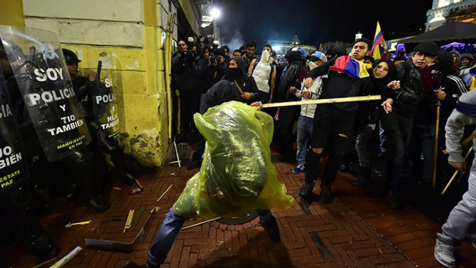 Correa denuncia infiltraciÃ³n de la CIA en violentas protestas de la oposiciÃ³n en Ecuador