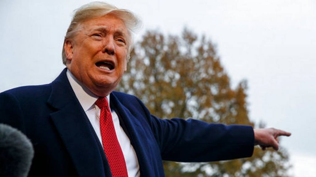  Trump amenaza con quitar m&aacute;s credenciales de prensa 