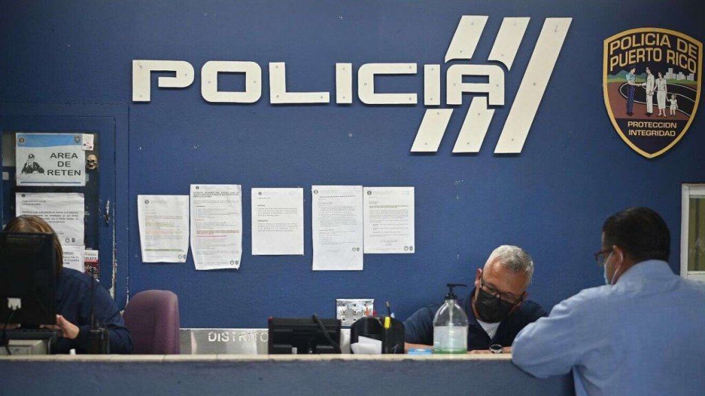  Mujer que supuestamente se suicid&oacute; ten&iacute;a dos golpes en la cabeza, seg&uacute;n informe de la Polic&iacute;a 