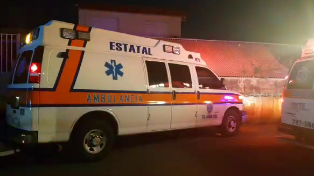  Le dan un batazo a hombre que corr&iacute;a bicicleta por Barrio Obrero 