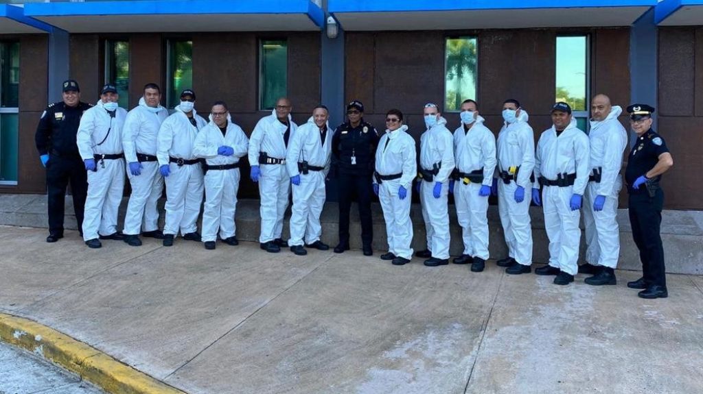  Gobernadora dar&aacute; un bono de 3500 d&oacute;lares a los polic&iacute;as y bomberos municipales y otros empleados p&uacute;blicos 