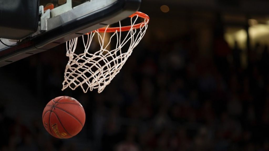  La foto que predijo la aplastante derrota de El Salvador ante EE.UU. en el campeonato americano de baloncesto femenino Sub-16 