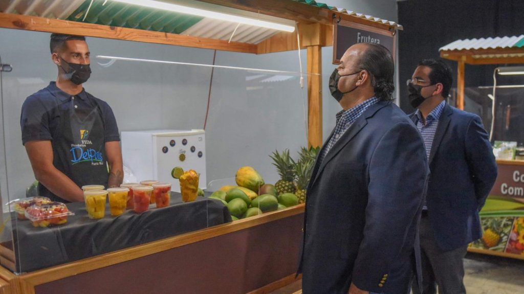  Reabre Placita de Agricultura en Plaza Las Am&eacute;ricas 