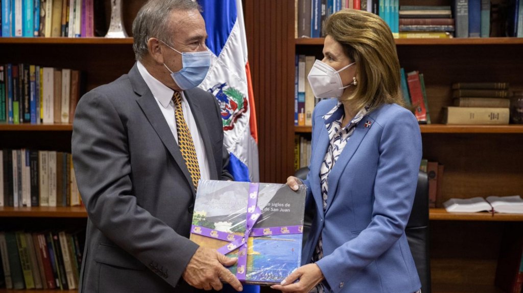  Secretario de Desarrollo Econ&oacute;mico y Comercio busca en Rep&uacute;blica Dominicana oportunidades de colaboraci&oacute;n empresarial 