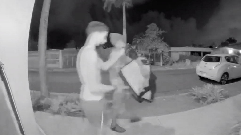  Video: FBI busca &ldquo;cacos&ldquo; que quedaron grabados robando en Ocean Park 