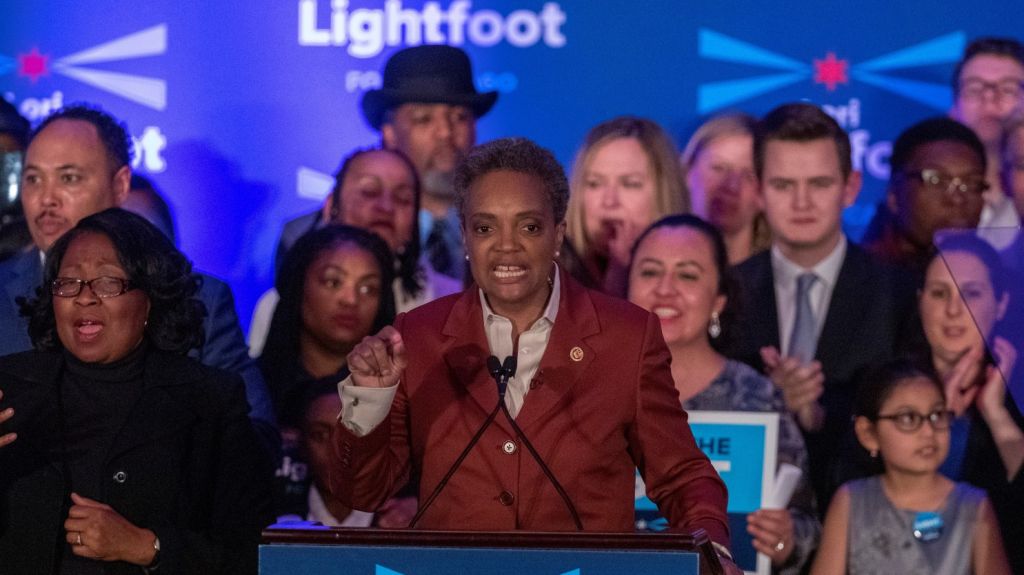  Chicago extiende ayudas a indocumentados afectados por crisis de COVID-19 