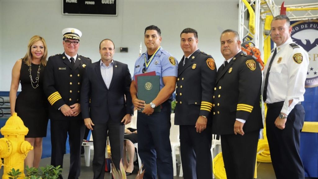  Reconocen a los Valores del Año del Cuerpo de Bomberos 