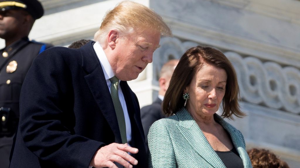  Trump dice que Pelosi est&aacute; "loca" y no entiende el acuerdo comercial T-MEC 