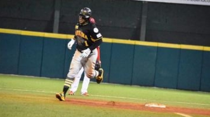 Carolina domina a Caguas y asegura su clasificaciÃ³n a la postemporada