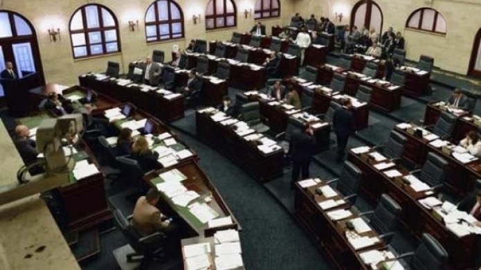 Suspenden al vicepresidente de la CÃ¡mara baja por caso acoso sexual