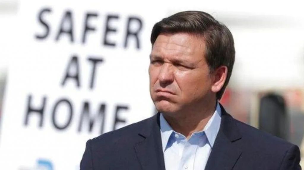  Florida entra en confinamiento obligatorio con casos de COVID-19 en aumento 