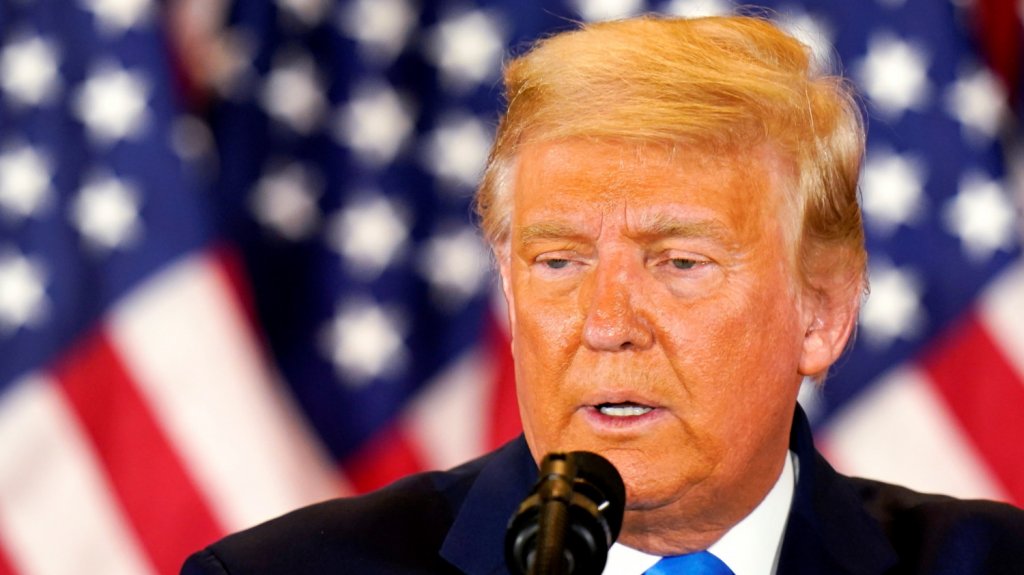  Trump critica a su propio Gobierno y a Pfizer por no anunciar antes la vacuna 