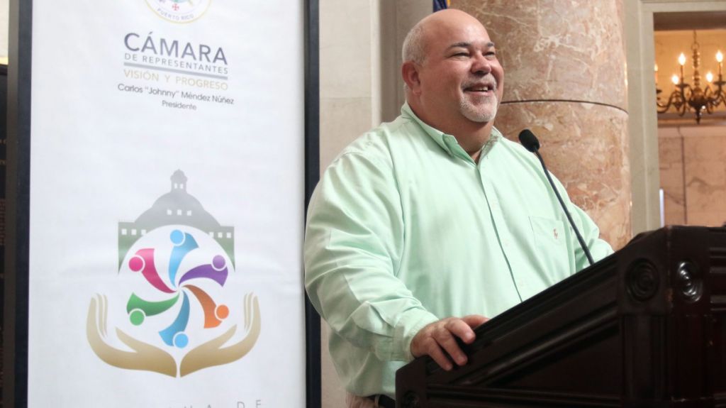  &ldquo;Johnny&rdquo; M&eacute;ndez presenta medida para incentivar la creaci&oacute;n de mini-redes el&eacute;ctricas independientes en hospitales 