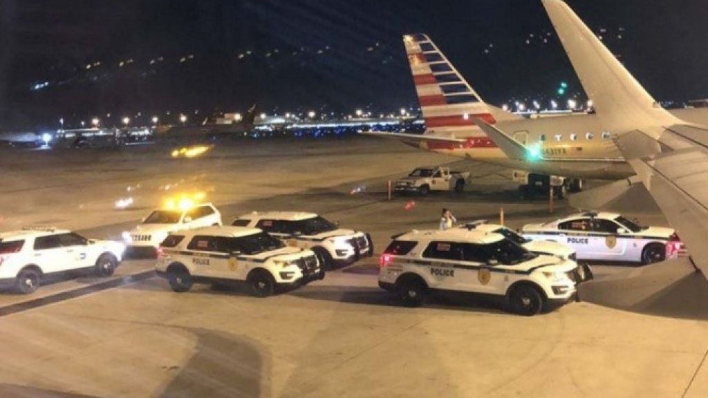  Video:Avi&oacute;n de American Airlines con destino a M&eacute;xico fue evacuado en el aeropuerto de Miami 