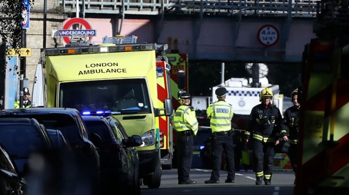Reportan una explosiÃ³n en el metro de Londres