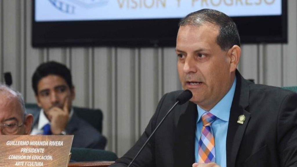  Representante Guillermo Miranda se querella por fraude horas de trabajo de empleada 