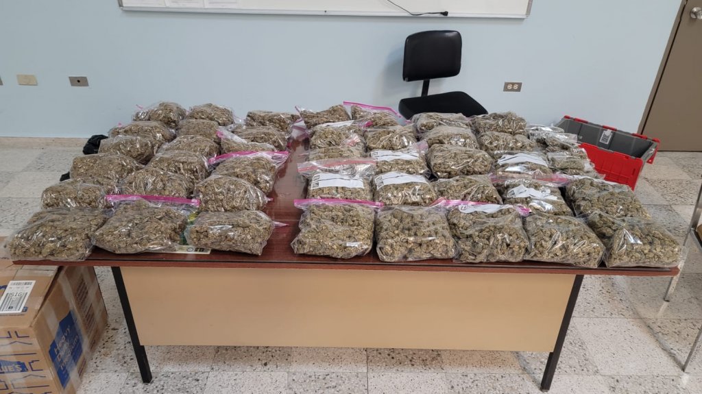  Ocupan 38 libras de marihuana en intervenci&oacute;n vehicular en Sabana Grande 