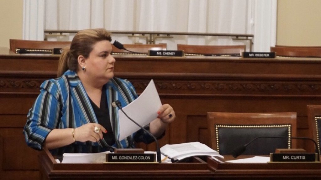  Comisionada residente es reconocida por su trabajo con el premio Calidad Humana 