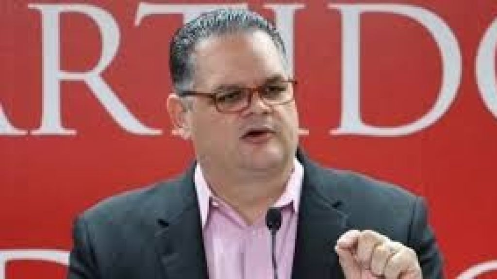  Presidente PPD le da rega&ntilde;o a populares que buscan cambiar el reglamento de esa colectividad 