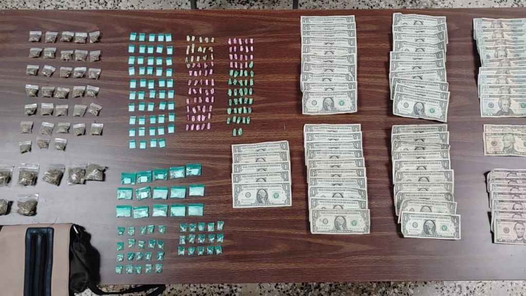  Ocupan drogas en residencial de Guayanilla 