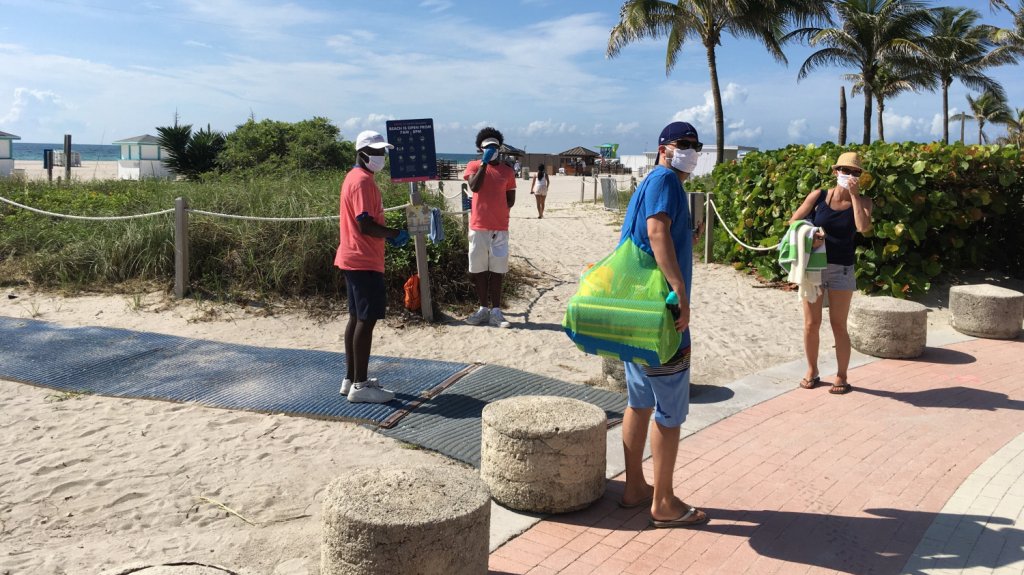  Suben los casos diarios del COVID-19 en Florida y baja el n&uacute;mero de muertes 