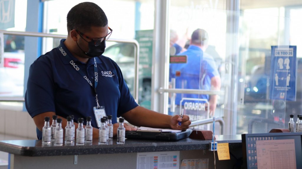  DACO impone multas a varios talleres de mec&aacute;nica de autos 