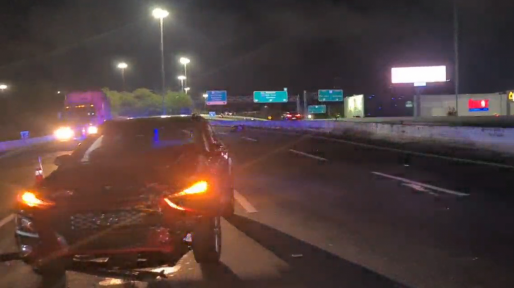  Video: Muere una menor de 17 a&ntilde;os en accidente de motora en expreso Las Am&eacute;ricas 