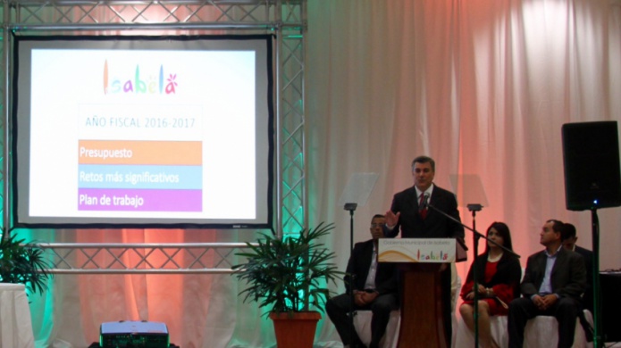 Alcalde de Isabela presenta millonario presupuesto y superÃ¡vit