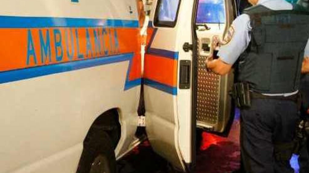  Mujer en Barrio Obrero apu&ntilde;ala a su ex, por que no quiere que el vea a su hijo 