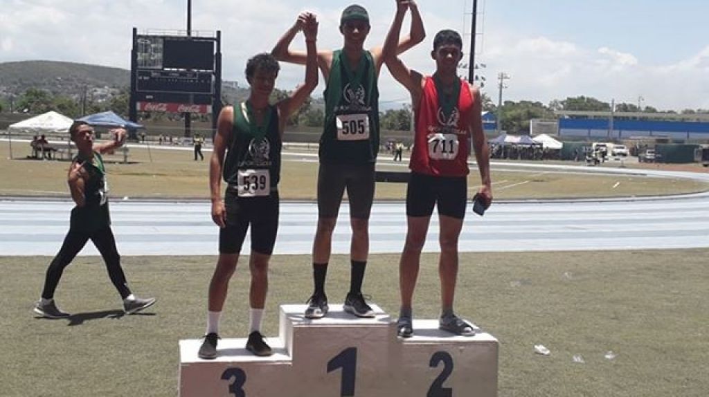  Joven aguadillano gana campeonato nacional de atletismo 