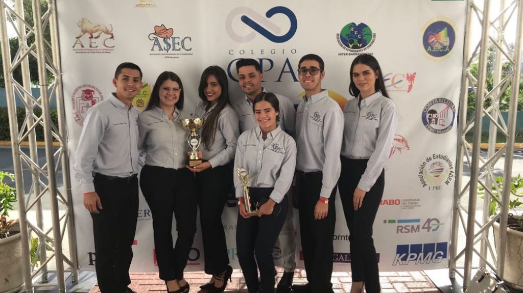  Asociaci&oacute;n de contabilidad de la UPR Bayam&oacute;n conquista el primer lugar en competencia de CPA 