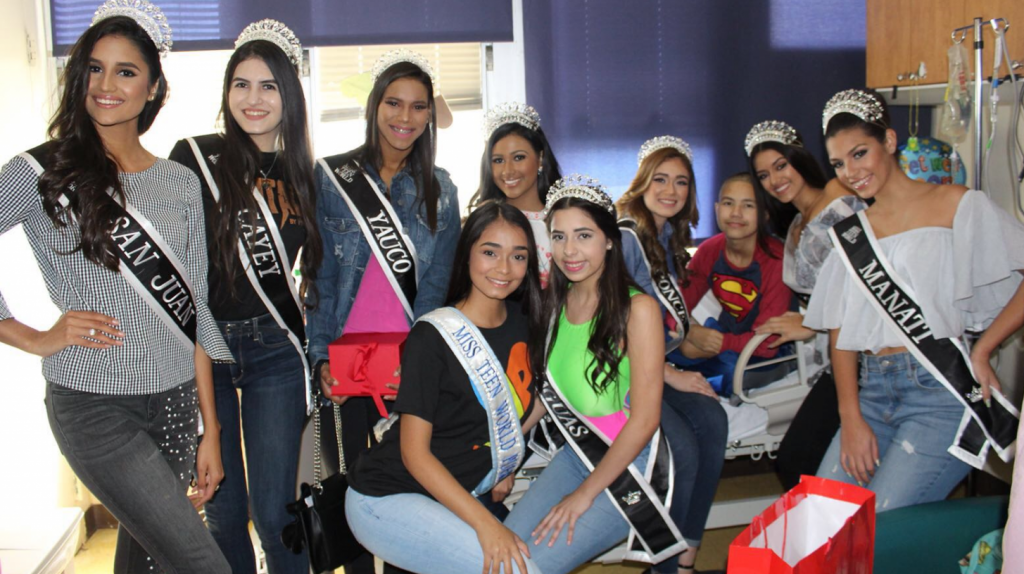  Candidatas de Miss Teen World PR 2018 y la Fundaci&oacute;n CAP regalan alegr&iacute;a a pacientes del Hospital Pedi&aacute;trico Universitario &nbsp; 