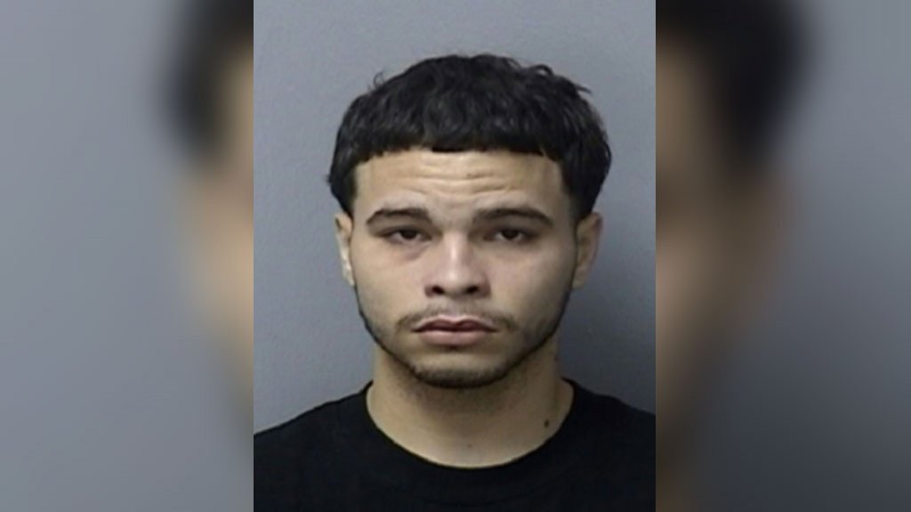  Le radican cargos a sujeto que llego al trabajo de su pareja y la agredió 