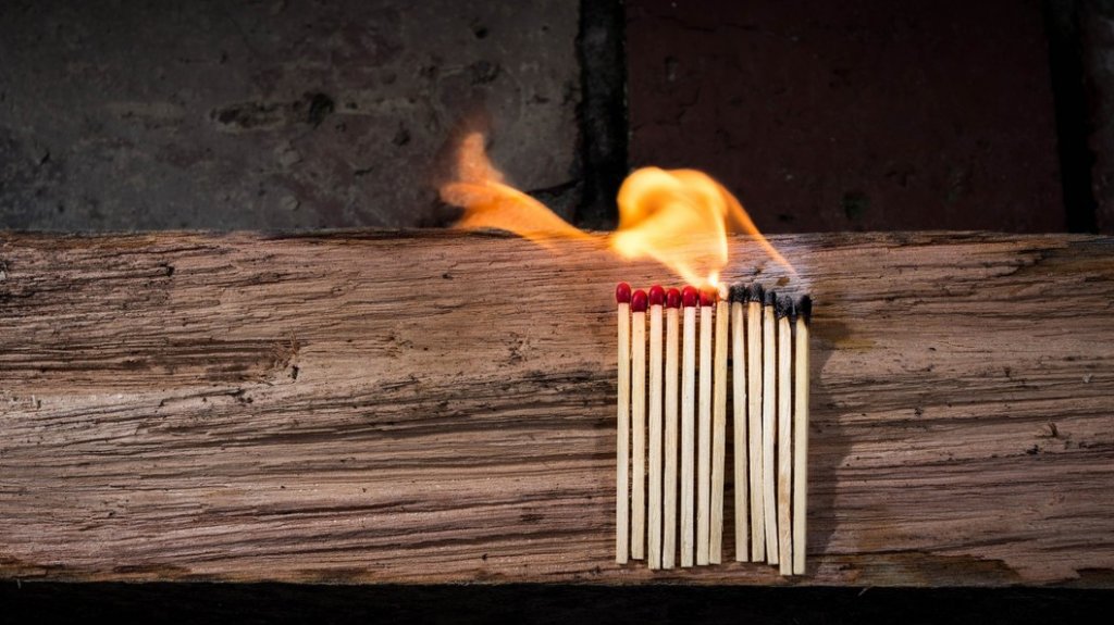  Cuatro adolescentes de Pensilvania se graban mientras prenden fuego a una casa porque &ldquo;estaban aburridas&ldquo; 