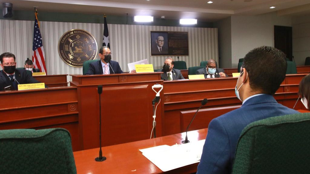  Aprueban el desembolso de incentivos a profesionales de la salud que trabajaron durante emergencia del COVID-19 