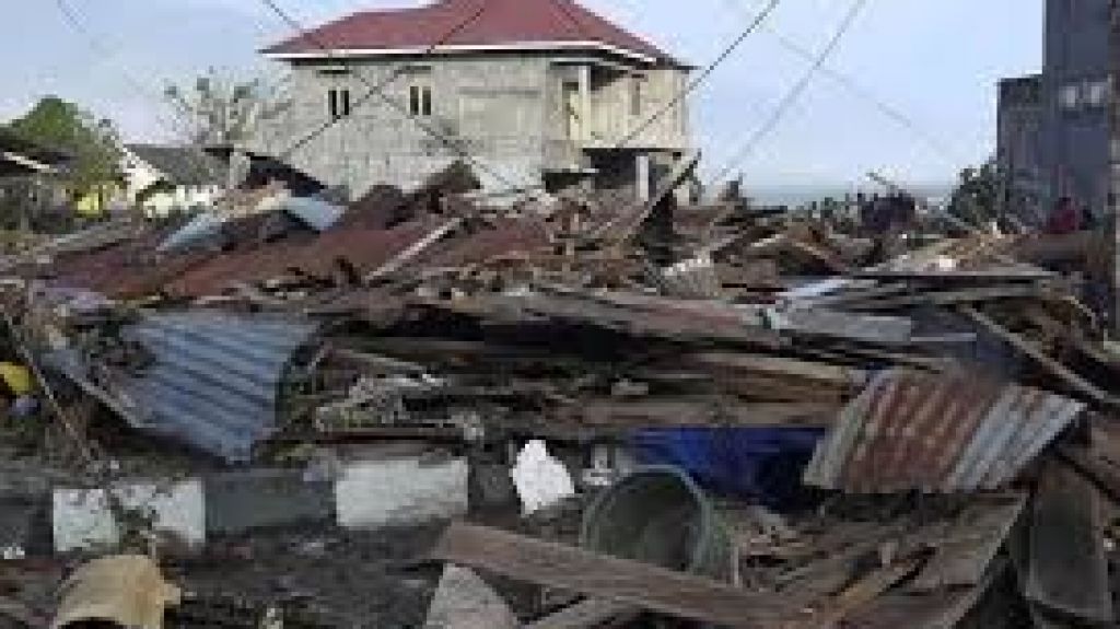  Vea video: Aumentan a 384 el n&uacute;mero de muertos tras el terremoto y tsunami en Indonesia 