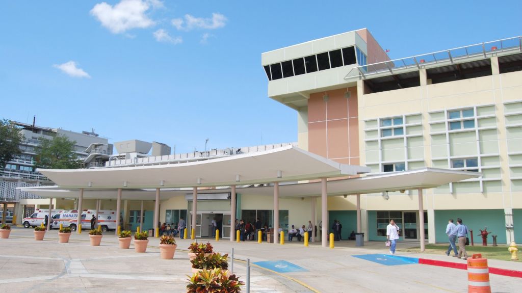  Centro M&eacute;dico en funcionamiento a&uacute;n con ausentismo de empleados y suspensi&oacute;n de citas y cirug&iacute;as 