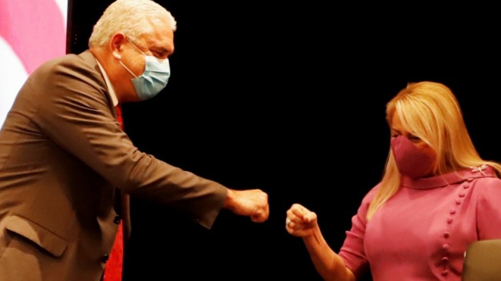  Vega Ramos afirma que la gobernadora firm&oacute; el &ldquo;c&oacute;digo de fraude electoral de Rivera Schatz&rdquo; 