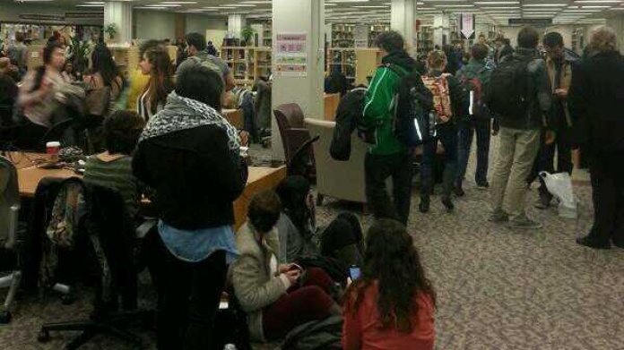 Cierran la Universidad Americana por informaciones sobre un hombre armado en el campus
