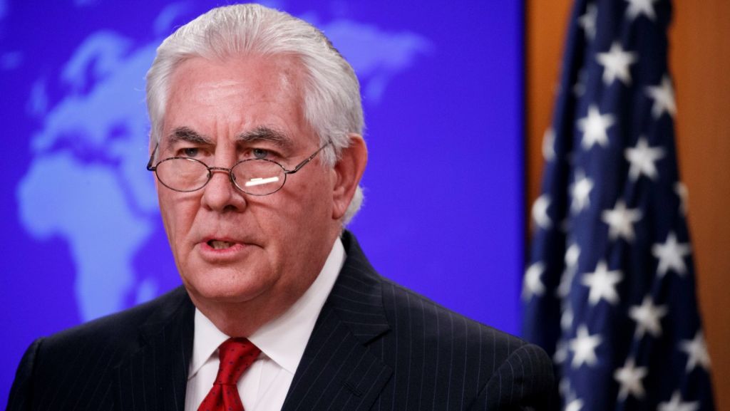  Trump insulta a su ex secretario de Estado y lo llama "tonto" y "vago" 