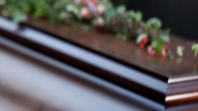 Hasta los muertos pagarÃ¡n por la crisis: Yabucoa establece tarifas a servicios funerarios