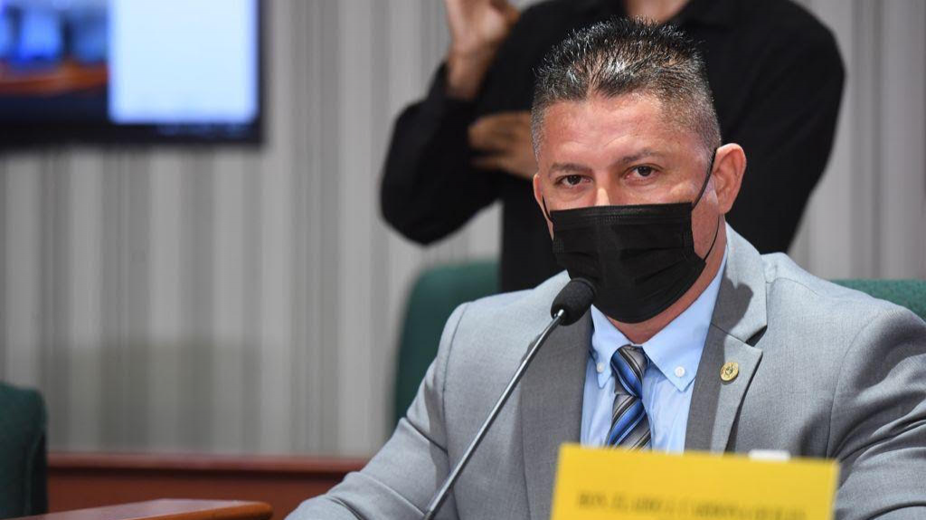  Legisladores repudian sanci&oacute;n de jugadoras e las Sanjuaneras por la FPV 